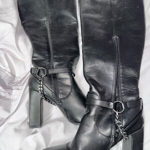 Shoe Dazzle Black Heeled Boots with Chain Detail